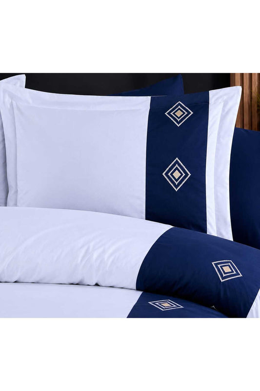 Sapphire Diamond Nakışlı 6 Parça %100 Pamuk Çift Kişilik Nevresim Seti