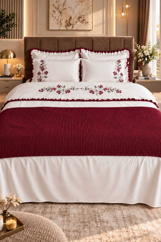 Zerdal Flora Bordo Nakışlı %100 Pamuk Runnerlı 7 Parça Modern Çift Kişilik Nevresim Set