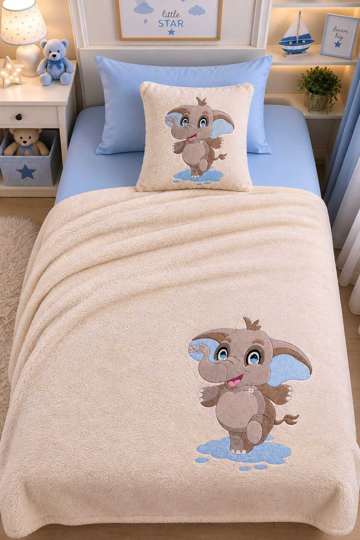 Fil Nakışlı Pelüş Battaniyeli 4 Parçalı Bebek Seti