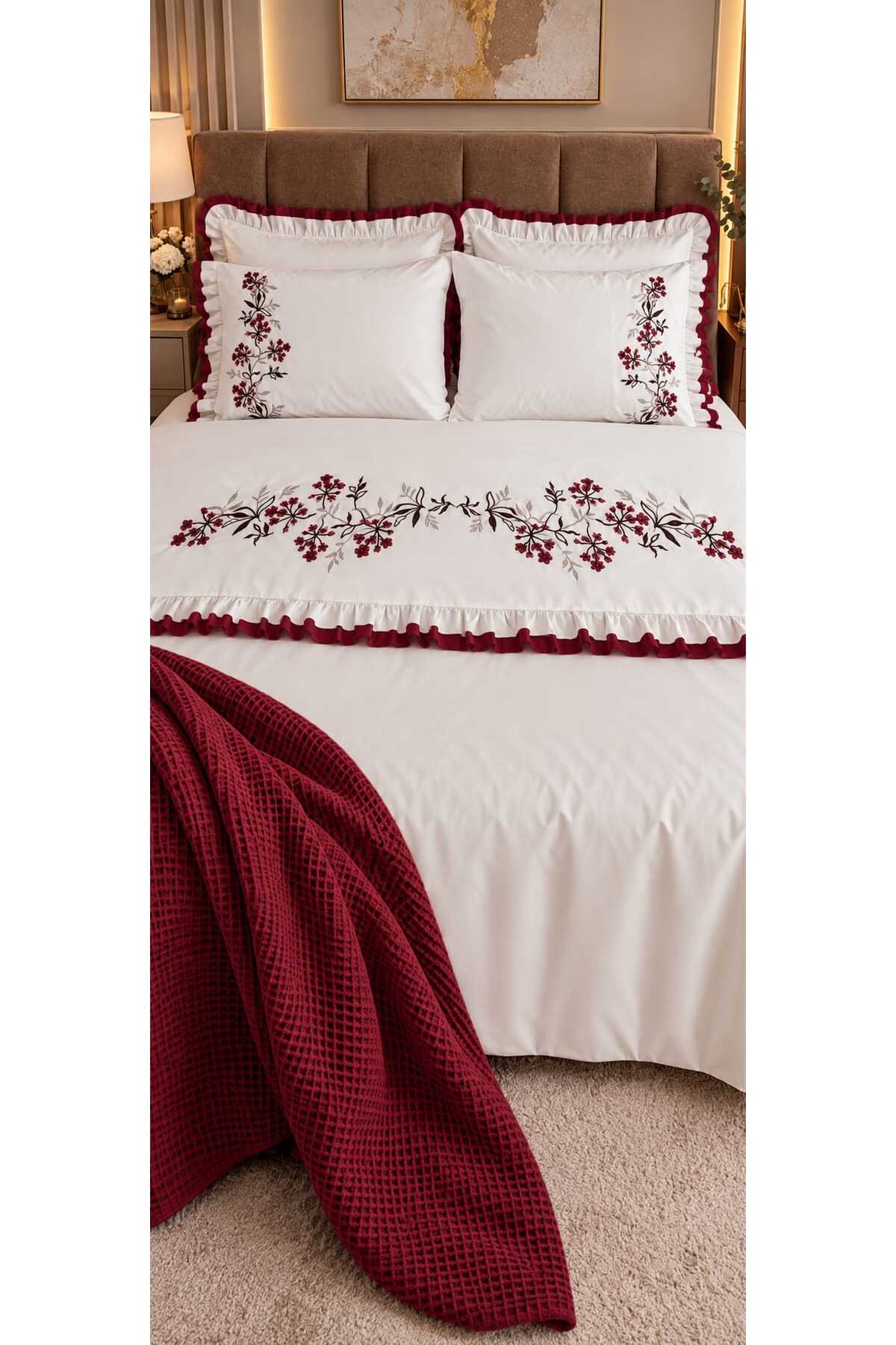 Zerdal Flora Bordo Nakışlı %100 Pamuk Runnerlı 7 Parça Modern Çift Kişilik Nevresim Set