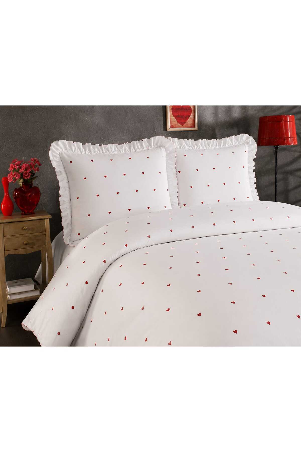 Amor Serpme Kalp Nakışlı 6 Parça %100 Pamuk Çİft Kişilik Çeyizlik Nevresim Seti